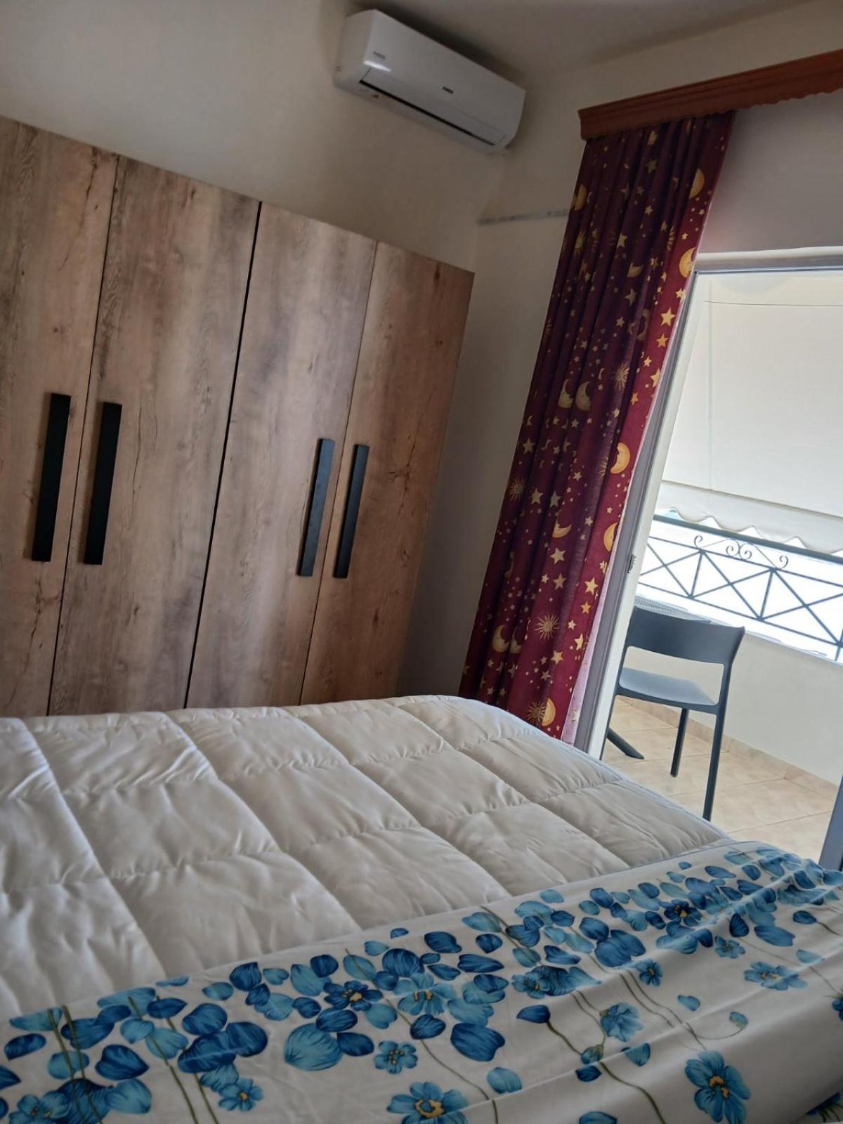 Sea & Relax Apartment Sarande Ngoại thất bức ảnh